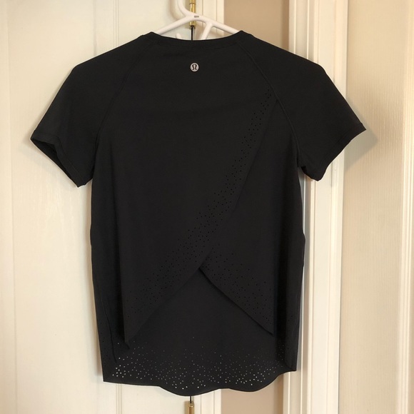 Lululemon Quick Pace Short Sleeve - Picture 3 of 7
